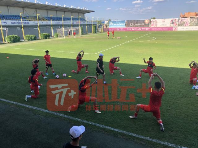 马德兴跟队手记①：万里追随 国青开了个好头